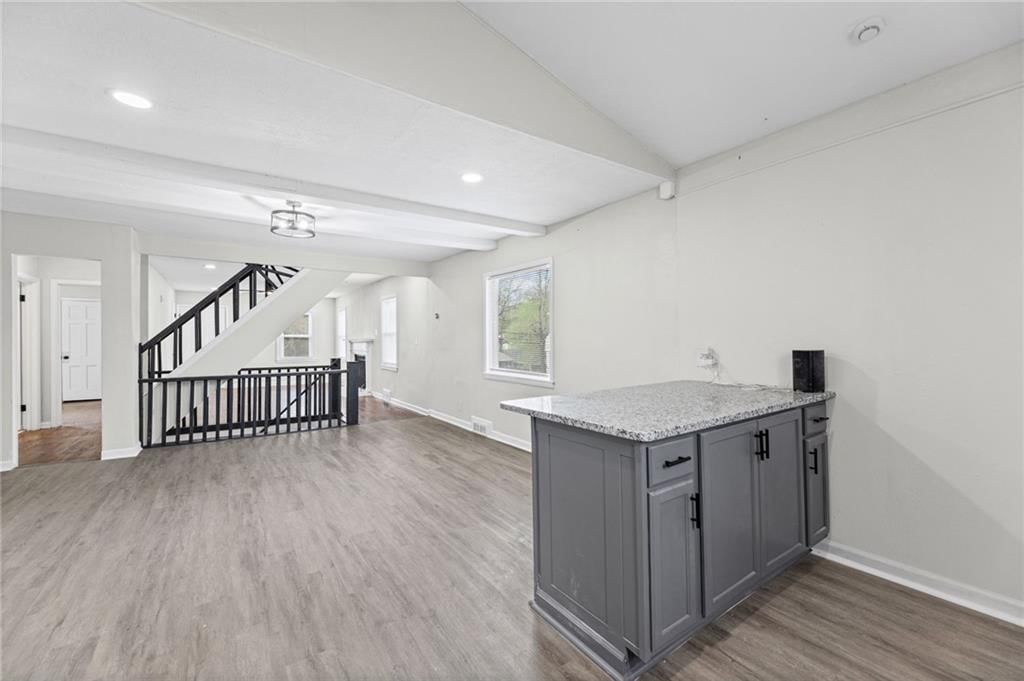 3416 E 62nd Street — photo 15