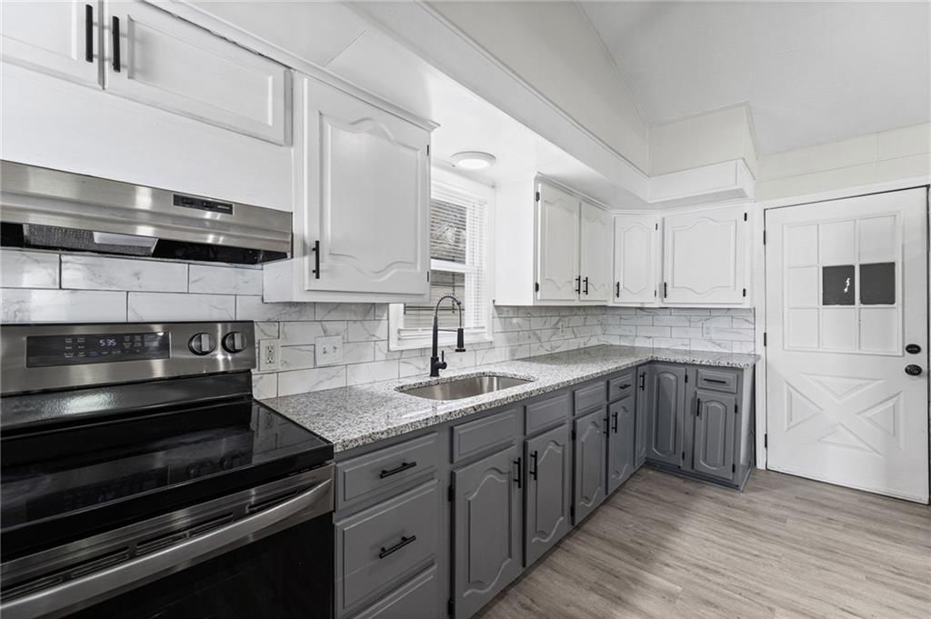 3416 E 62nd Street — photo 16