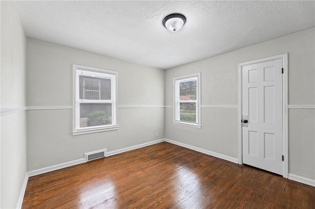 3416 E 62nd Street — photo 20