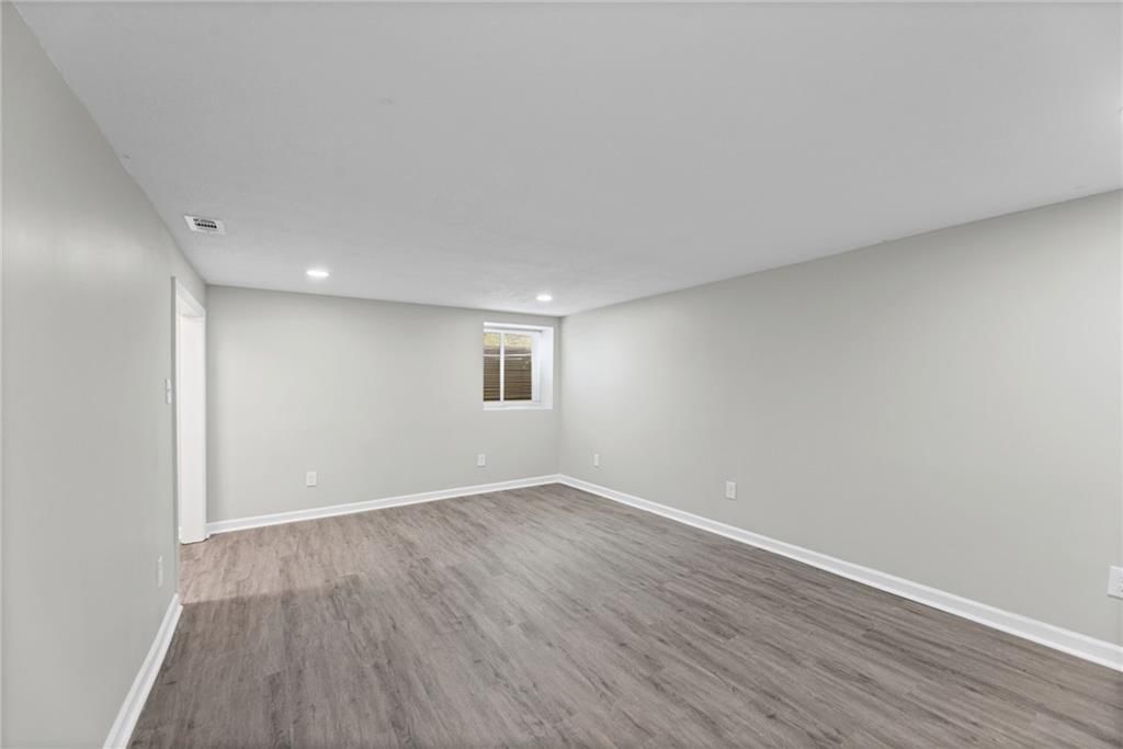 3416 E 62nd Street — photo 26
