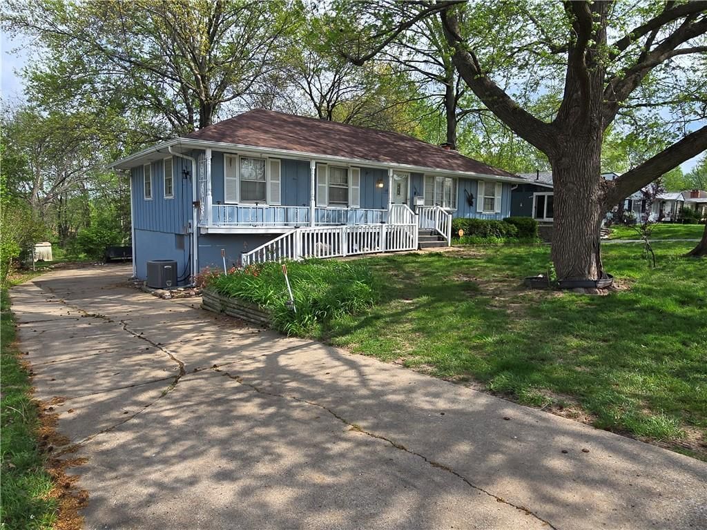 3515 S Park Avenue — photo 5