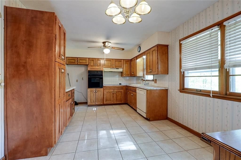 3515 S Park Avenue — photo 10