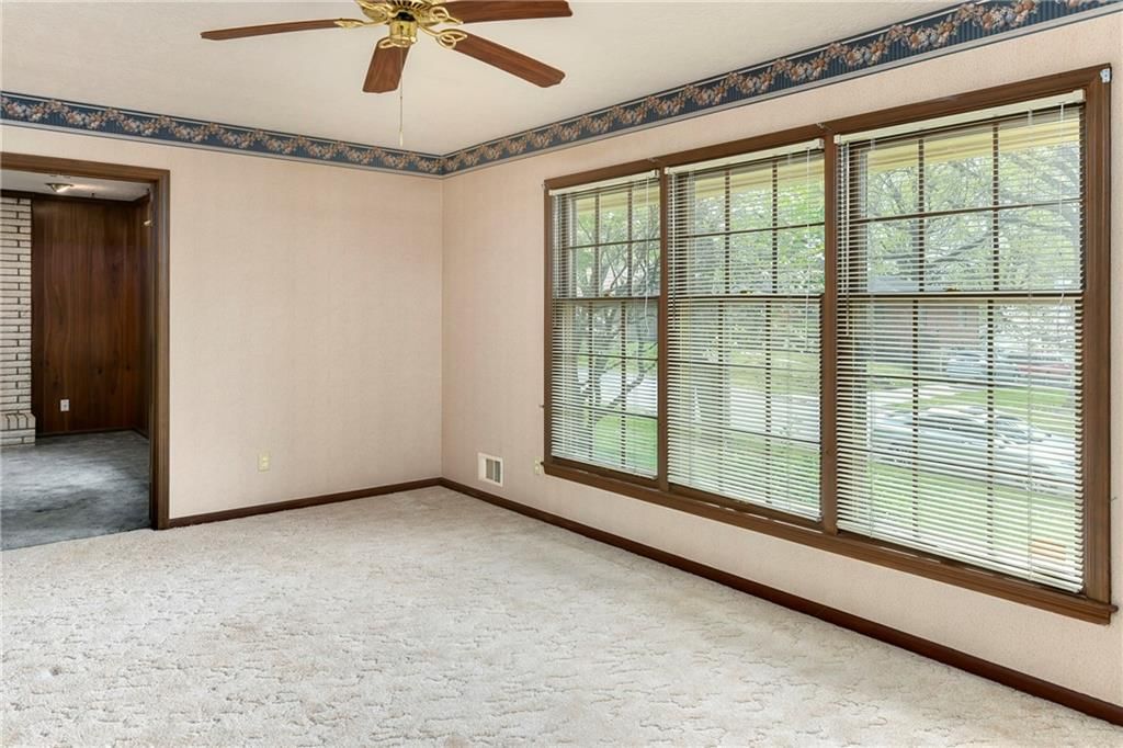 6105 Kentucky Avenue — photo 3