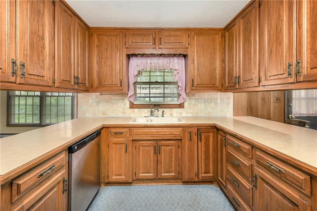6105 Kentucky Avenue — photo 9