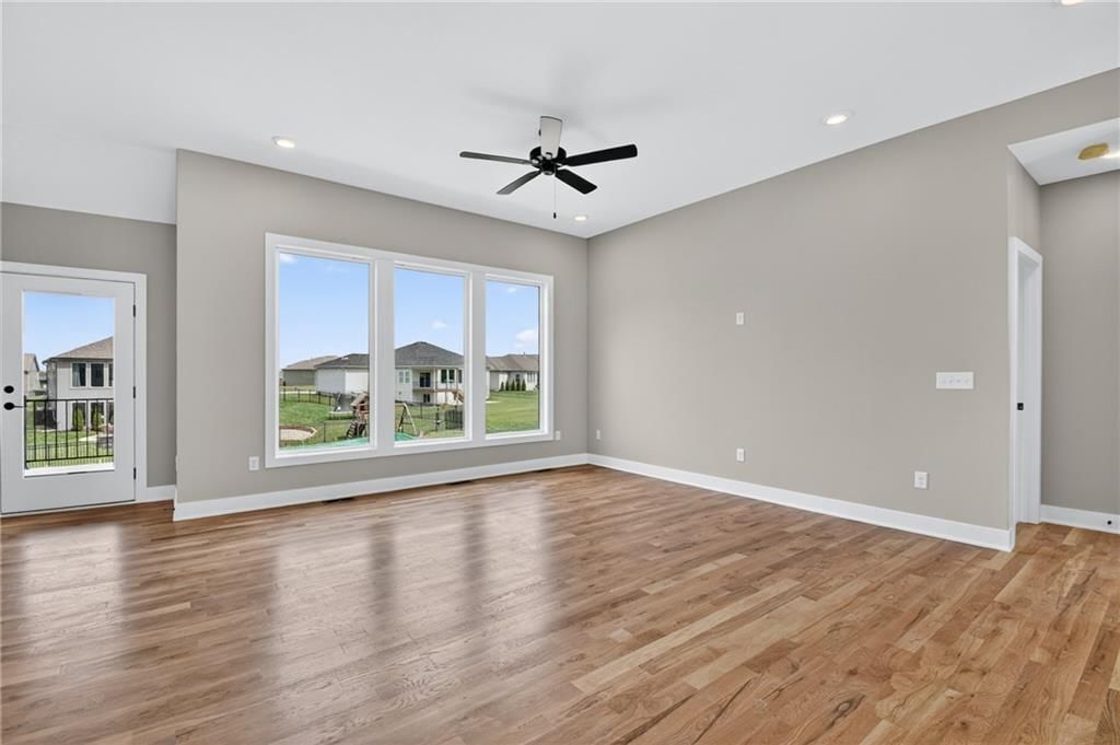 806 W Shawhan Parkway — photo 11