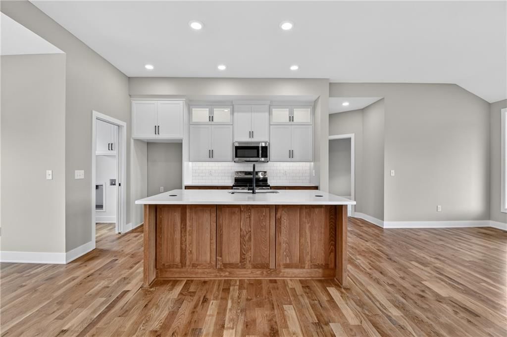 806 W Shawhan Parkway — photo 13