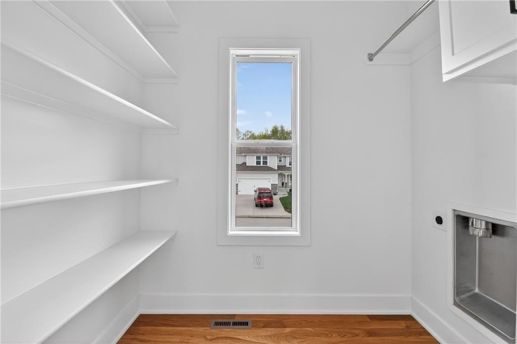 806 W Shawhan Parkway — photo 18
