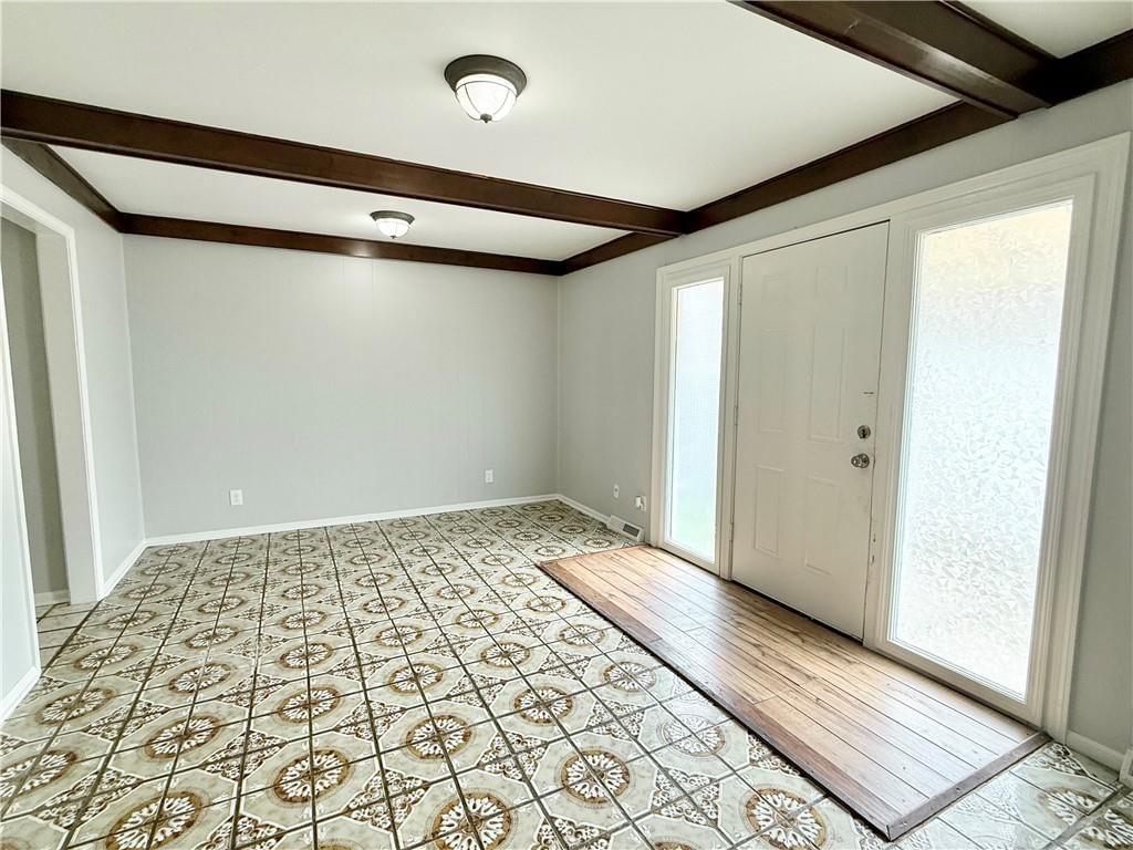 6238 E 129th Street — photo 2