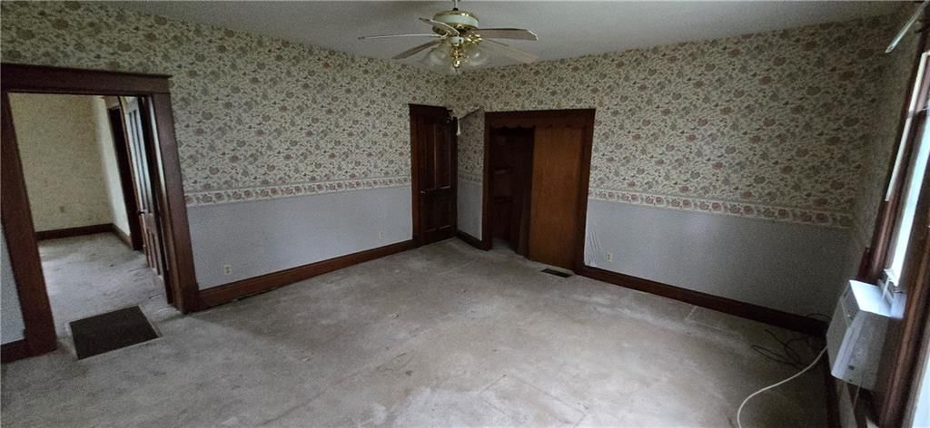 407 S Bismark Street — photo 9