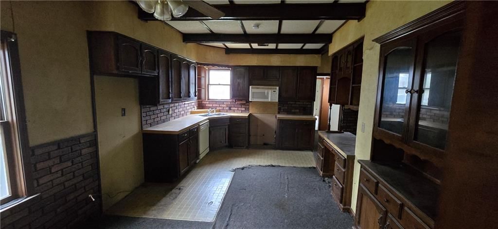 407 S Bismark Street — photo 11
