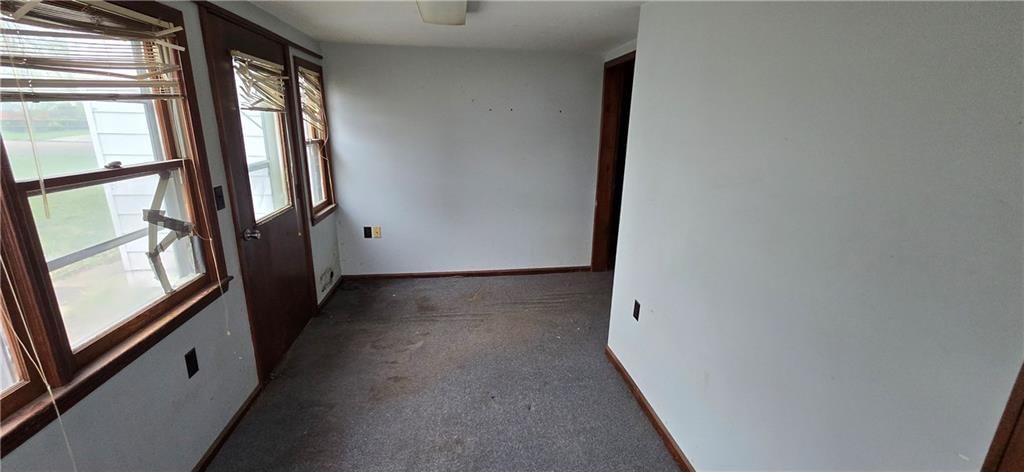 407 S Bismark Street — photo 17