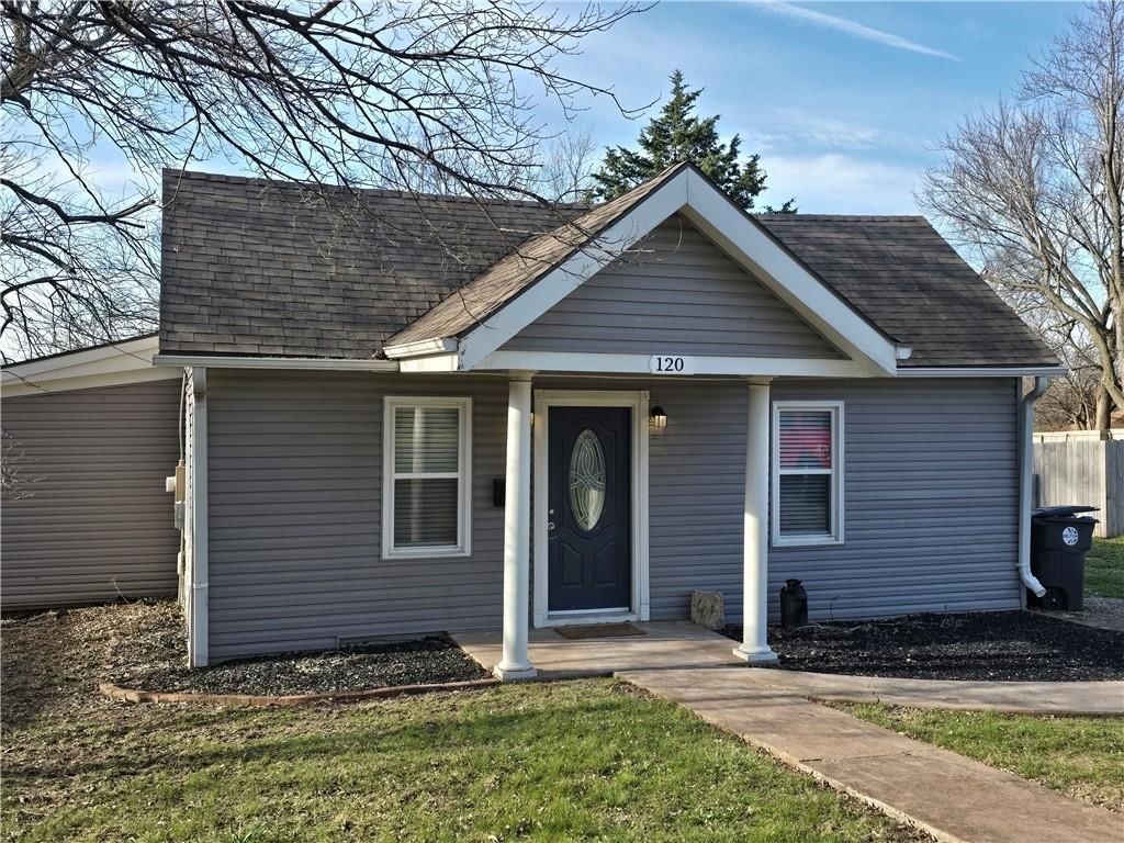 120 E South Avenue — photo 2