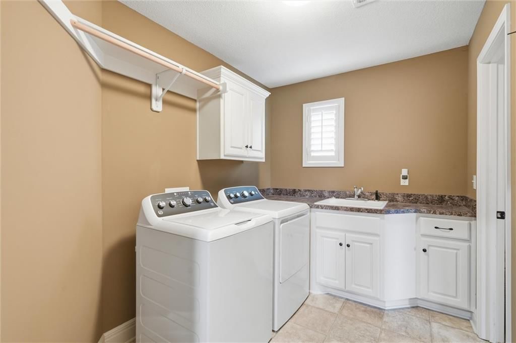 21180 W 107th Terrace — photo 30