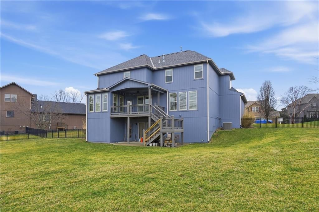 21180 W 107th Terrace — photo 33