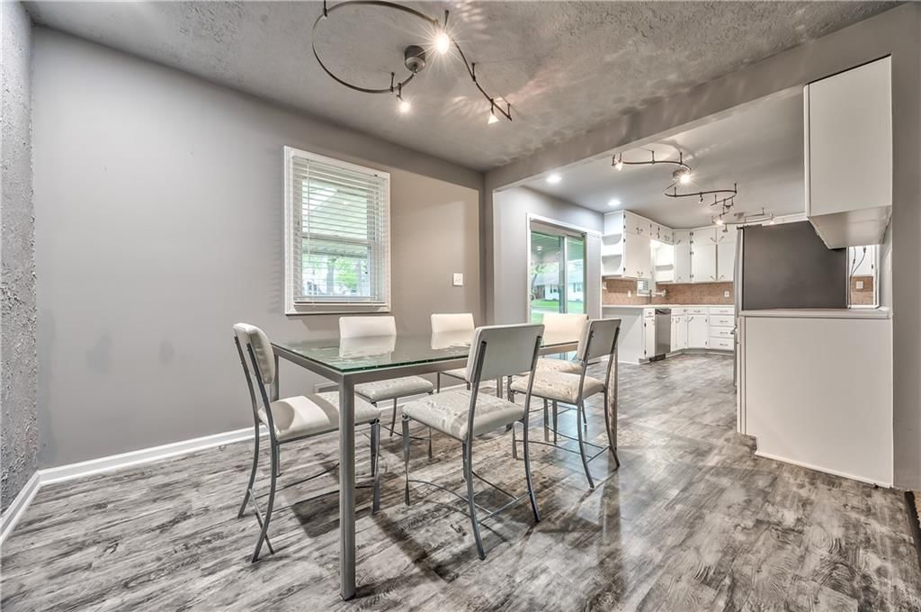 808 N Apache Drive — photo 12