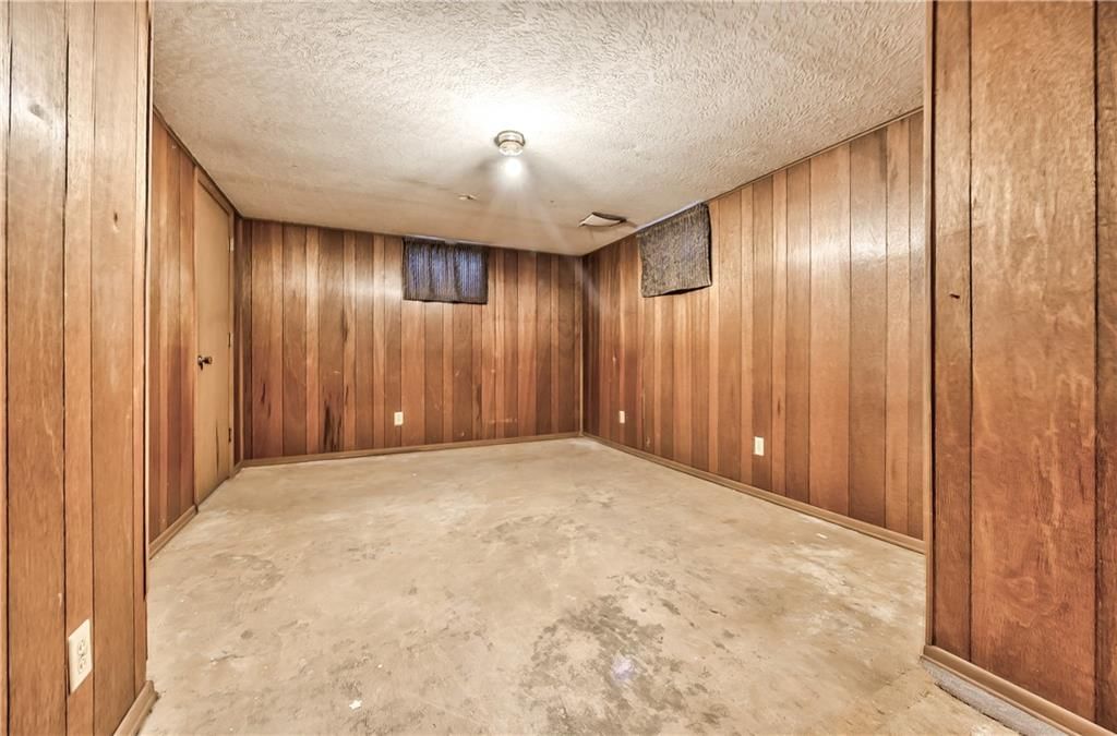 808 N Apache Drive — photo 28