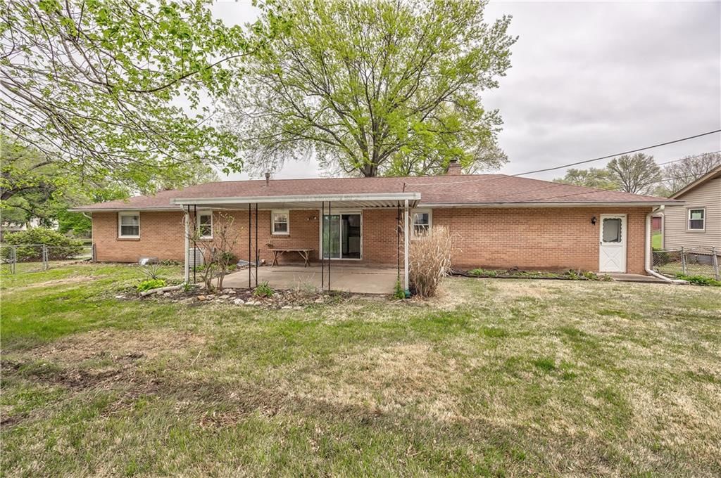 808 N Apache Drive — photo 30