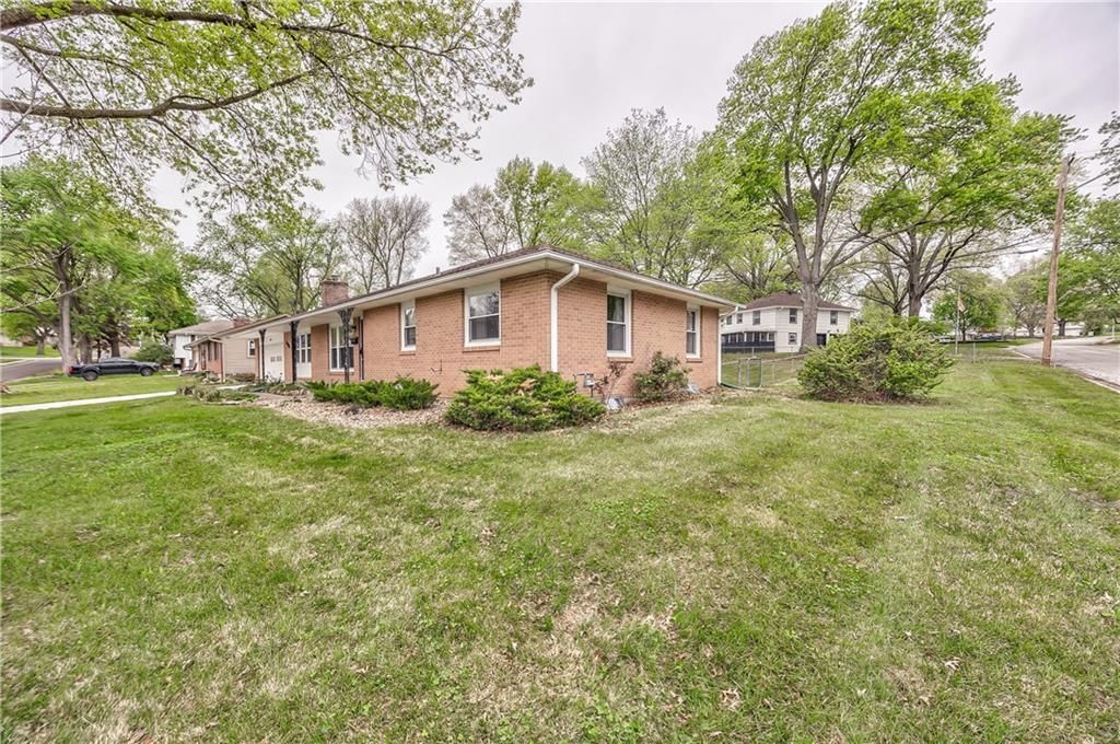 808 N Apache Drive — photo 33