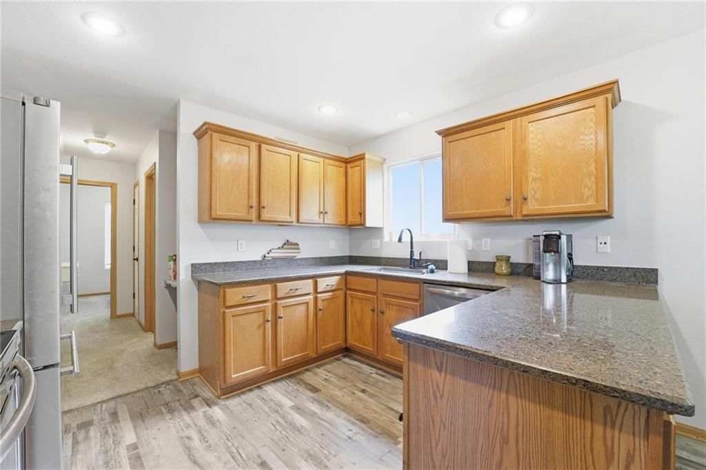 10904 N Marsh Avenue — photo 10