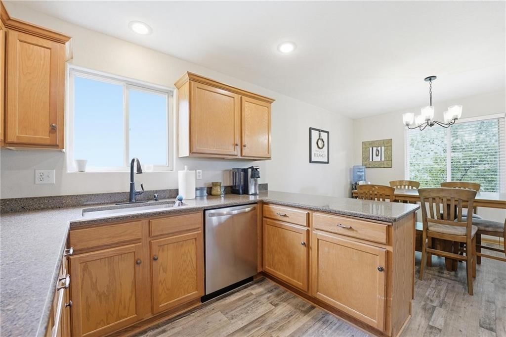 10904 N Marsh Avenue — photo 13
