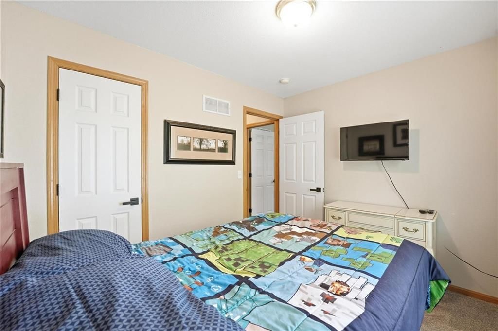 10904 N Marsh Avenue — photo 16