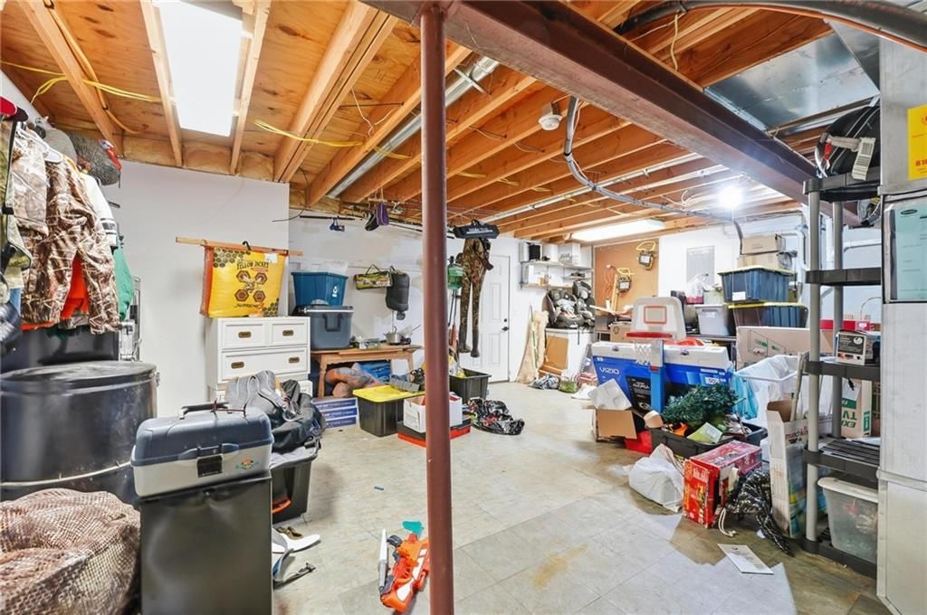 10904 N Marsh Avenue — photo 29