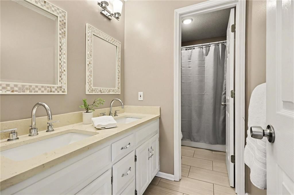 15451 S Bradley Drive — photo 24