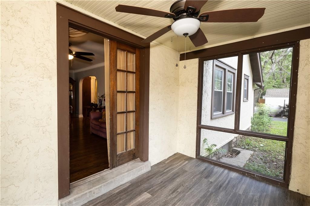 7639 Holmes Road — photo 9