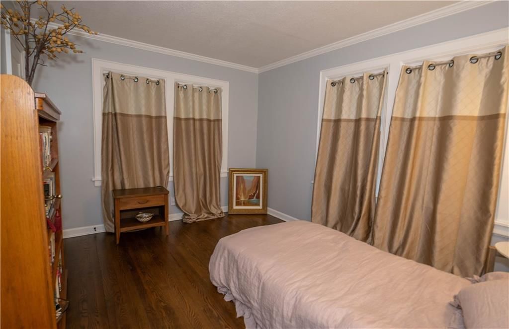 7639 Holmes Road — photo 28