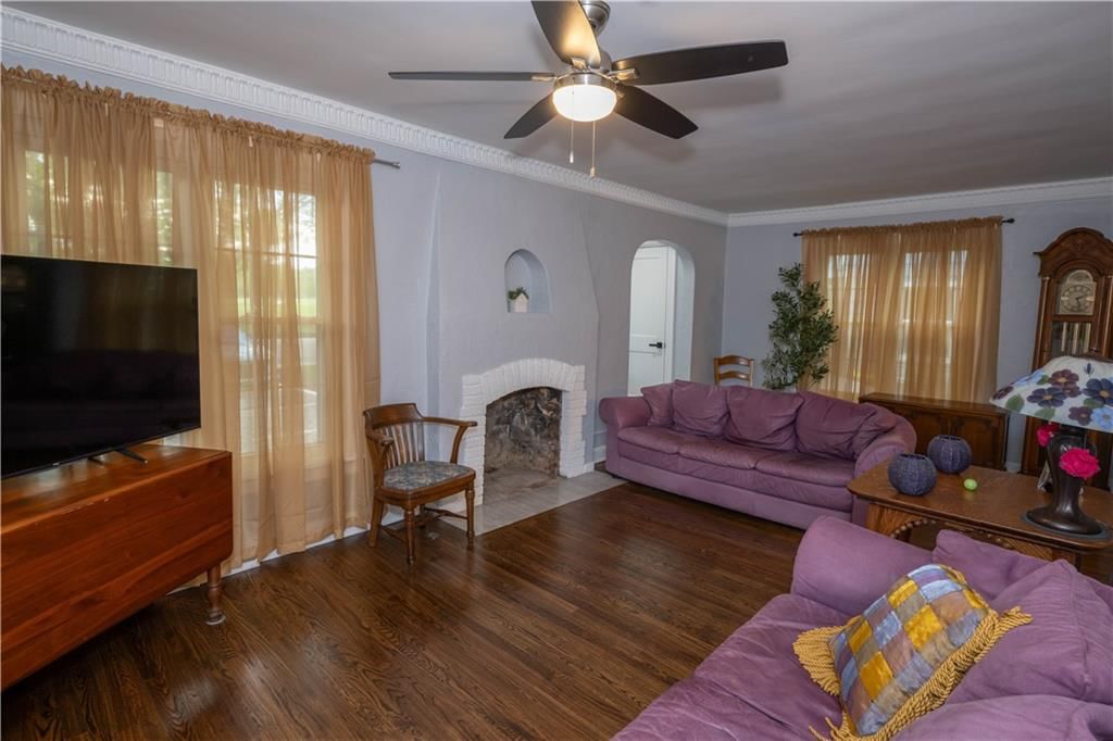 7639 Holmes Road — photo 37
