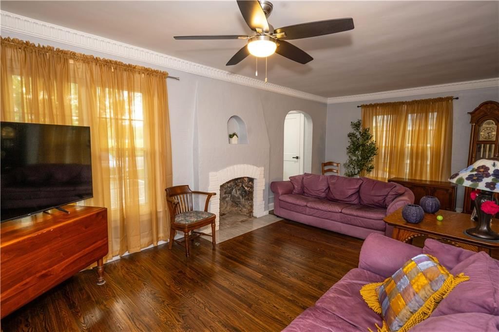 7639 Holmes Road — photo 38
