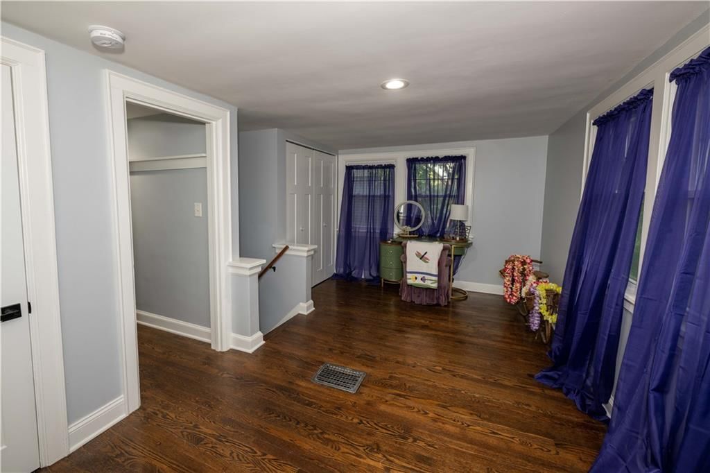 7639 Holmes Road — photo 49