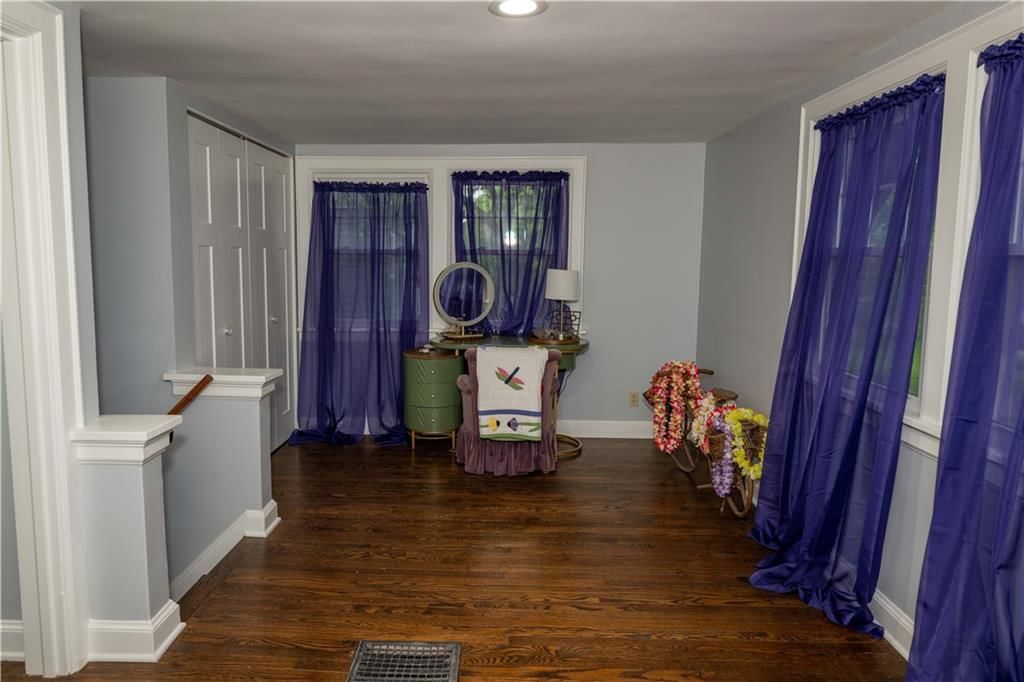 7639 Holmes Road — photo 51