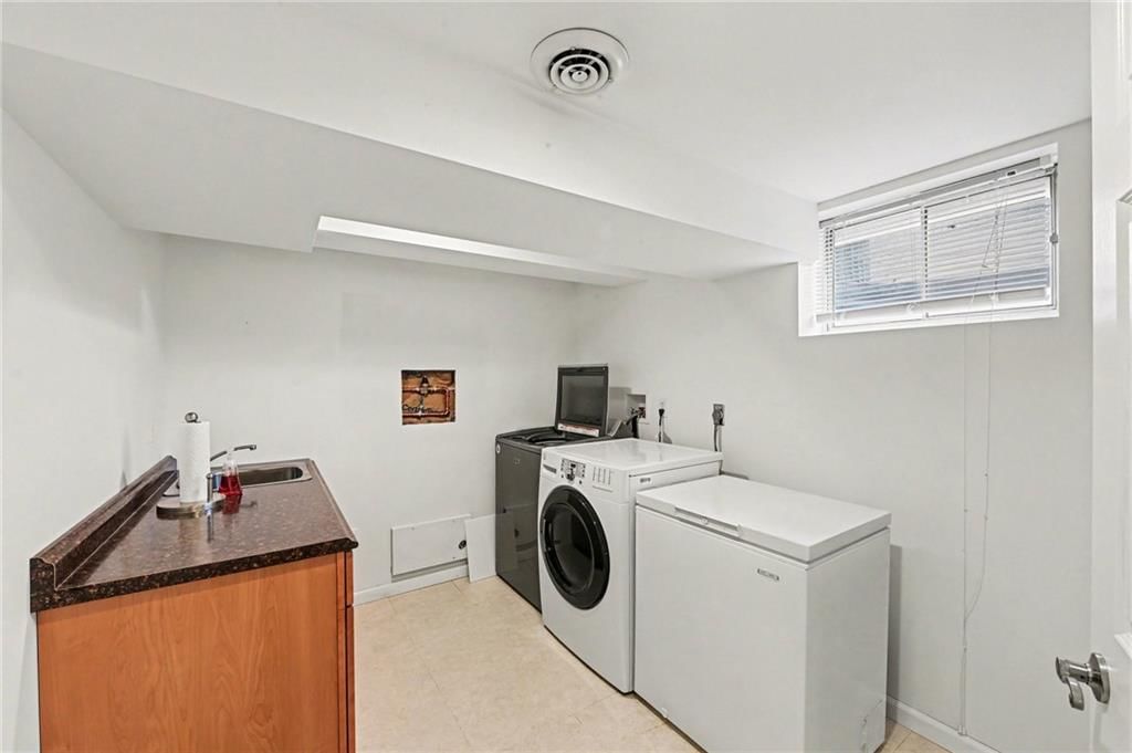 8005 N Harrison Street — photo 18
