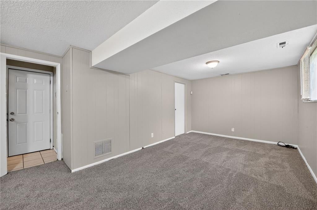 8701 E 96th Terrace — photo 29