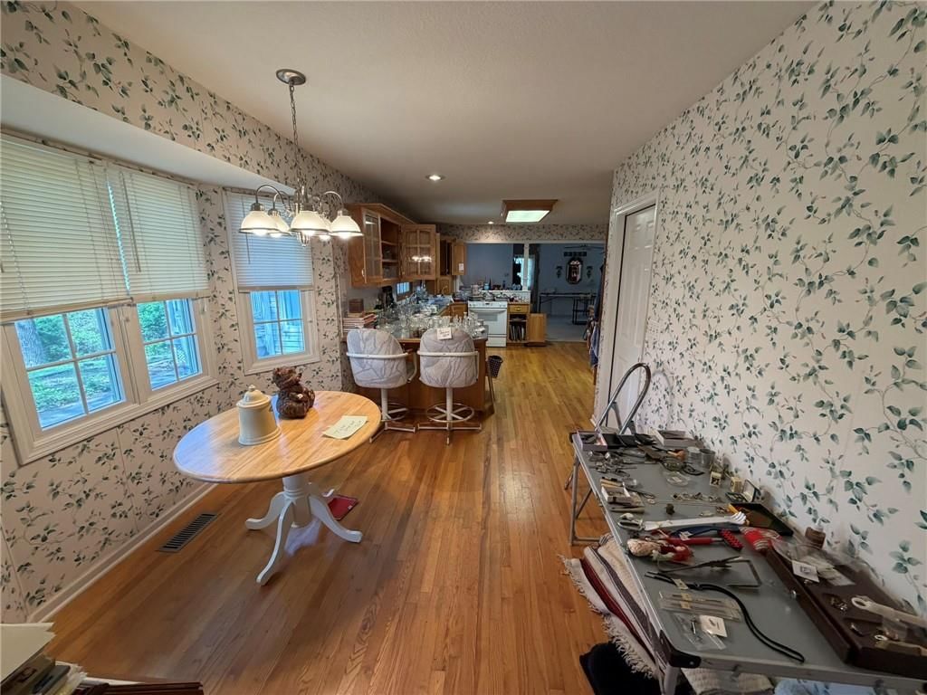707 Angus Lane — photo 32