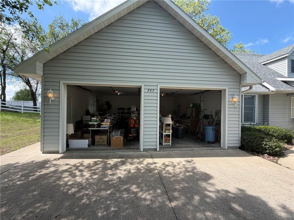 707 Angus Lane — photo 65