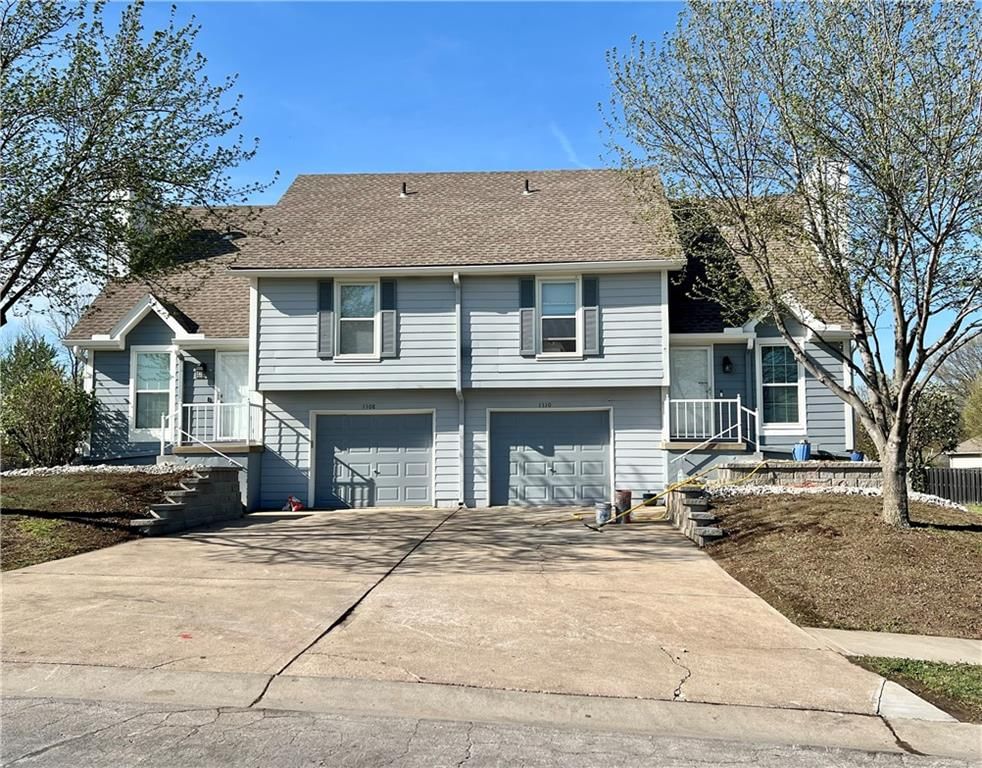 1108 and 1110 SE 8th Street, Lee's Summit, MO