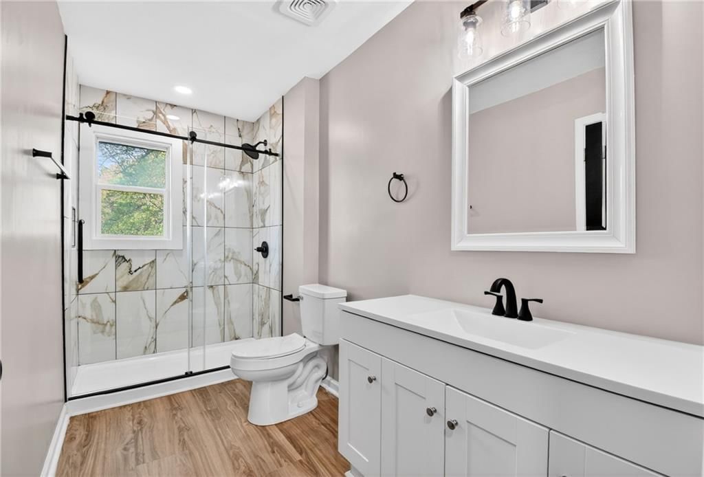 1401 SE Royal Street — photo 3