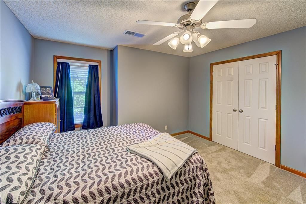 1633 SW Highland Drive — photo 14