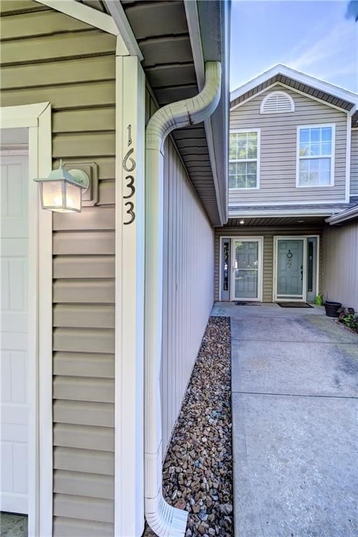 1633 SW Highland Drive — photo 22