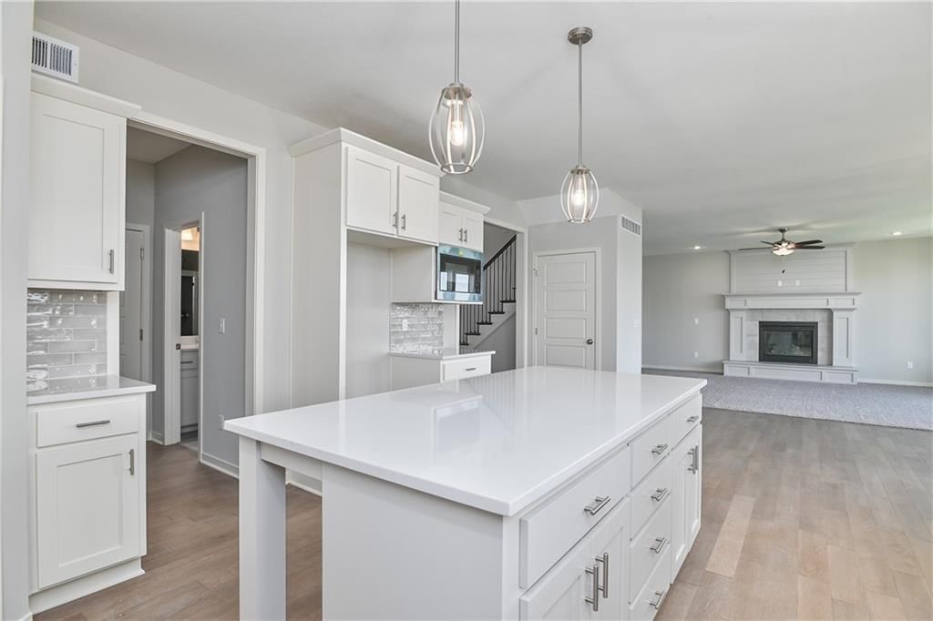 2651 W Park Street — photo 17