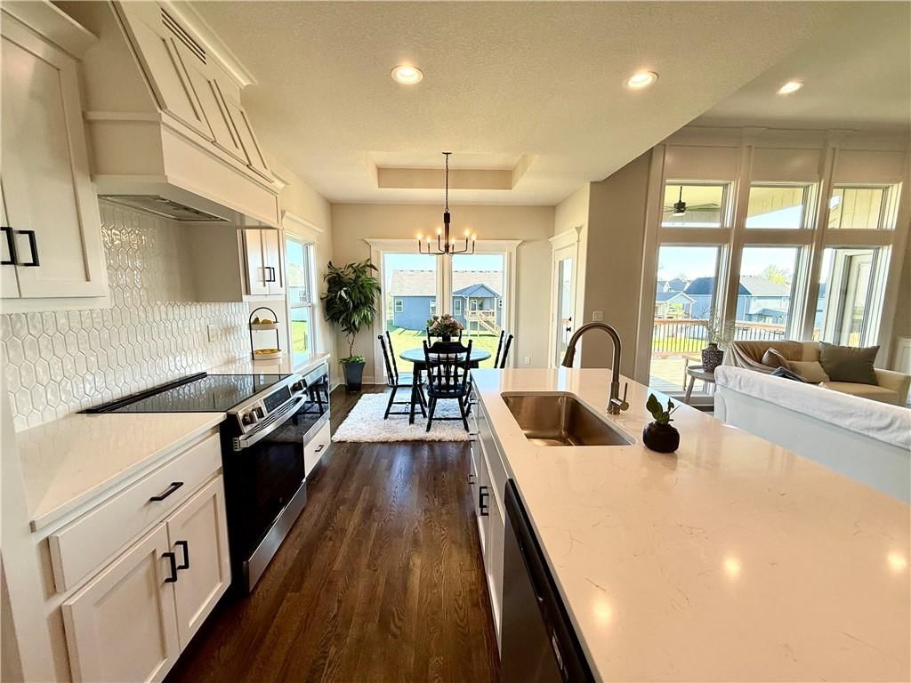 1015 Poplar Lane — photo 5