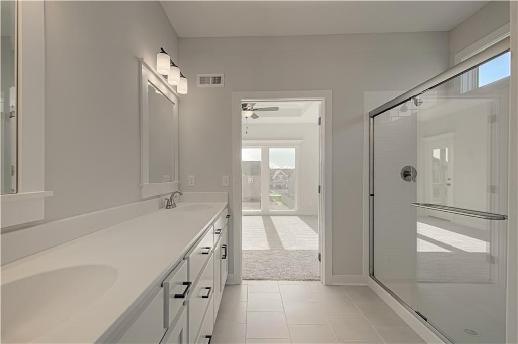 1015 Poplar Lane — photo 28