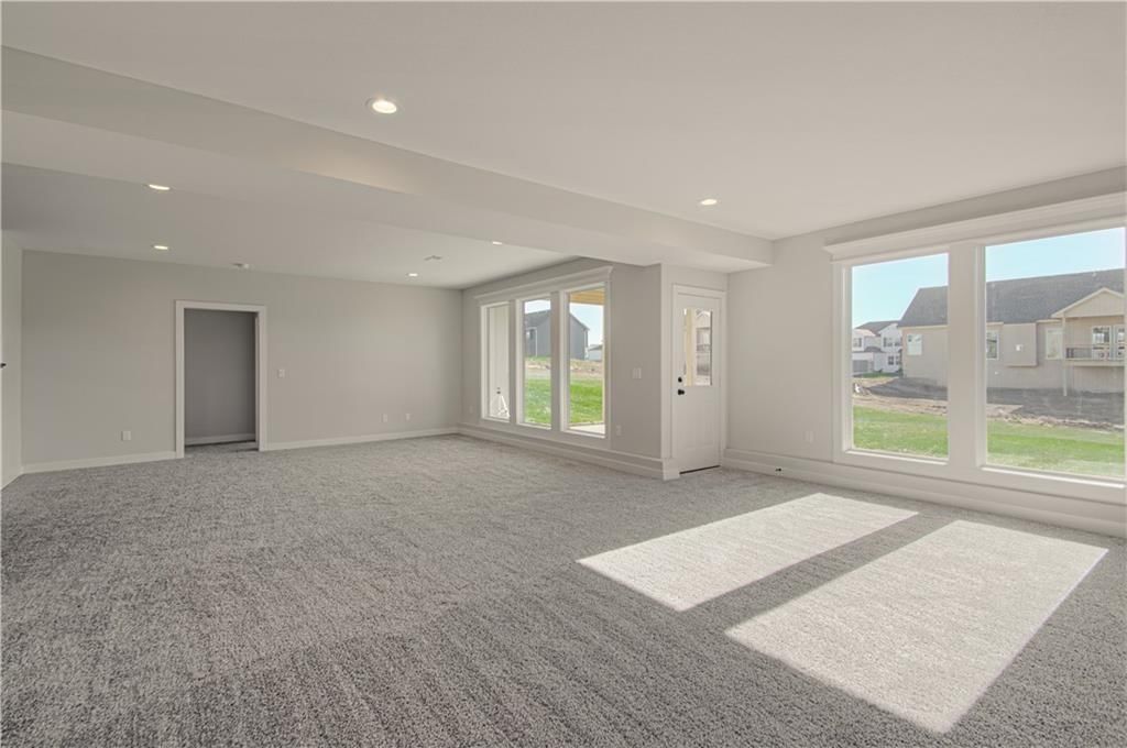 1015 Poplar Lane — photo 37