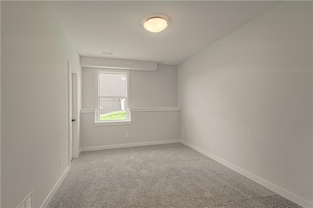 1015 Poplar Lane — photo 41