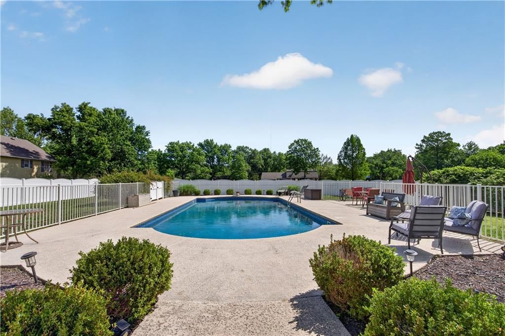 1301 Bitner Drive — photo 46