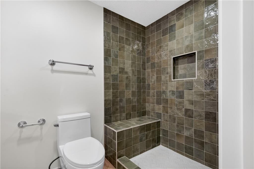 5105 W 73rd Street — photo 22