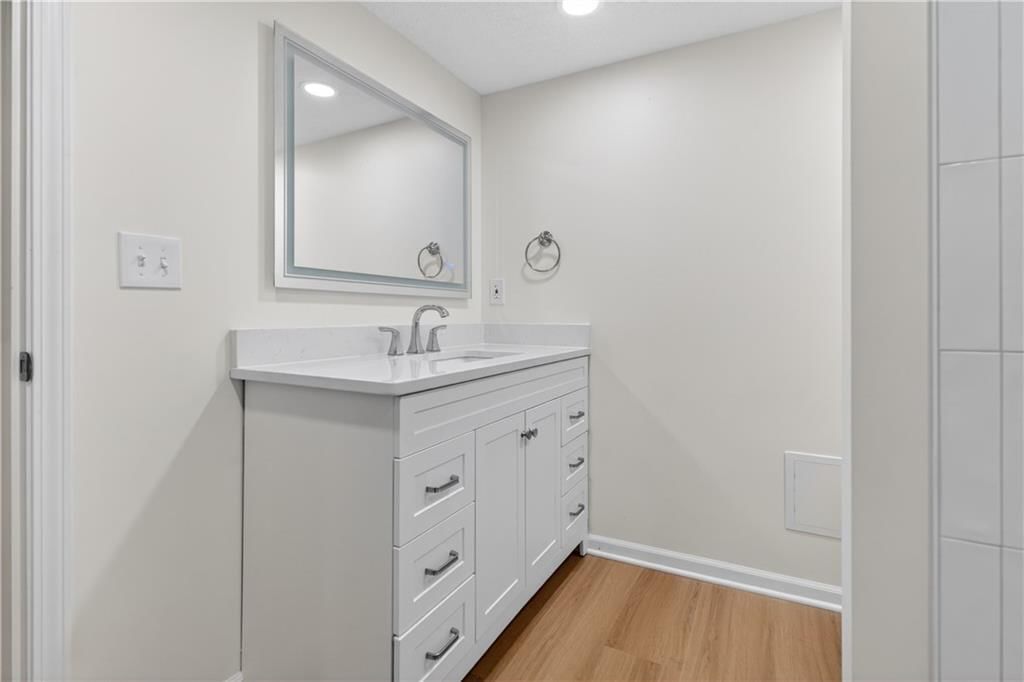 5105 W 73rd Street — photo 34