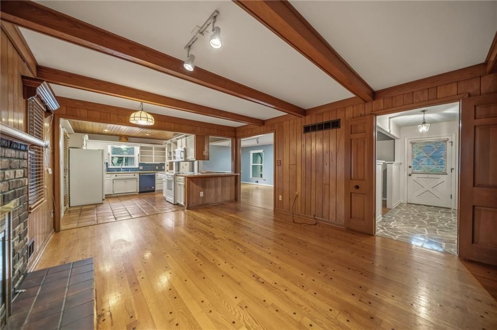 6317 Sterling Avenue — photo 16
